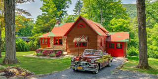 16 Locust Drive Gallery 1