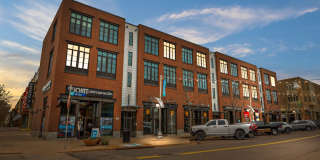 Upscale condo in Belmar Commons Gallery 1