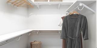 Avalon Carmel Commons Gallery 12