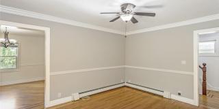 104 Sheridan Avenue Gallery 7