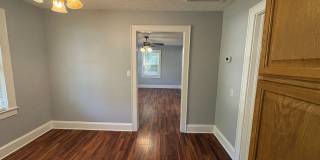Charming 2 Bedroom home in Ashley Park Gallery 8