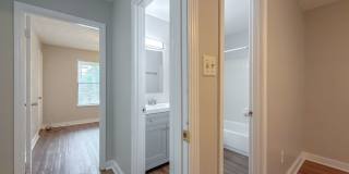 CUTE 2/1.5 w/ New Paint, Washer and Dryer, Close to TCC & FSU! Available NOW for $1050/month! Gallery 32