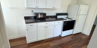 Charming 2 Bedroom, 2 Bathroom Home with ADU in Desirable Land Park Area Gallery 1