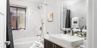 Park Heights by the Lake Apartments Gallery 13