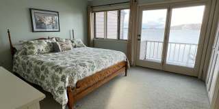 Furnished 2 BR 1 1/2 BA Townhouse Unit near Sky Lakes/Oregon Tech Furnished 2 BR 1 1/2 BA Townhouse Unit near Sky Lakes/Oregon Tech Gallery 5