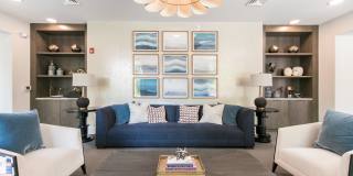 The Woodberry Gallery 19