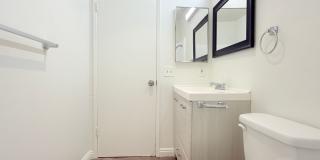 Updated 2Bed/ 2Bath in Canoga Park Gallery 8