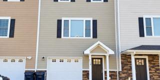 Townhouse for Rent in Crescent Ridge Gallery 1
