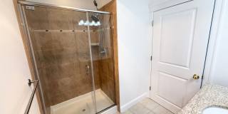 2BR Condo with Private Patio Near Discovery Park – Blue Heron Community Gallery 20