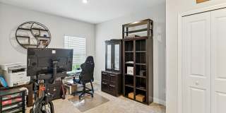 105 MEADOW CREEK Drive Gallery 15
