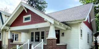 ****AVAILABLE AUGUST 2027**** 4 Bed House with 5 Person Occupancy Gallery 1