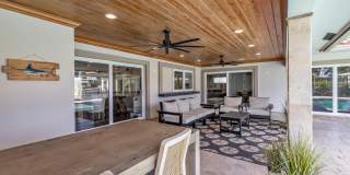 2471 NE 46th Street Gallery 24