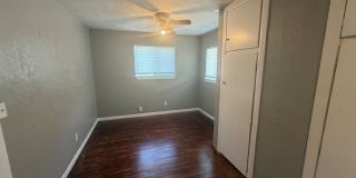 Cute one bed one bath close to all things Norman! Gallery 9