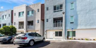 2561 NE 193rd St Gallery 16