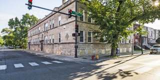 3560 W Cermak Rd Gallery 24