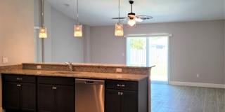 459 SW Paar Drive Gallery 6