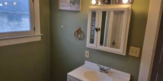 Charming 4-Bedroom Property in Prime Location Gallery 25