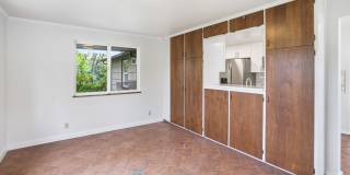 323 Northeast 158th Street Gallery 11