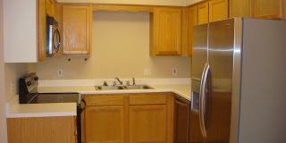 Charming 2 Bed, 1.5 Bath Rental in a Convenient Location Gallery 1