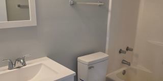 2 Bedroom 1 Bath Upstairs Unit Gallery 9