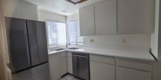 2 Bedroom Townhouse with Canyon views from two levels Gallery 11