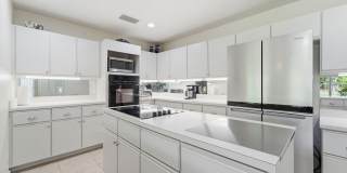 5562 Reynolds Road Gallery 16