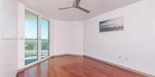 401 SW 4th Ave Gallery 4