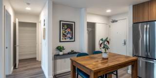 Arlo Gallery 13