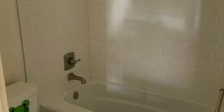 Spacious 1 bedroom! Great Location! Spacious 1 bedroom! Great Location! Gallery 5