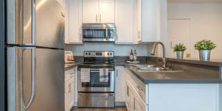 400 Gramercy Gallery 8