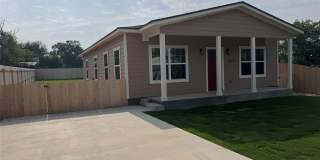 413 Fifth Street Gallery 1