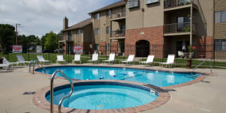 Raintree Apartments Gallery 8