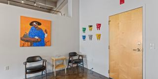 Fully Furnished 2 Bed / 2 Bath Modern Apartment Near Union Station! $2695.00! Gallery 12