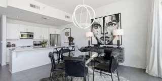 300 E 3rd Street Gallery 28
