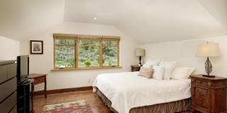 4072 Crystal Bridge Drive Gallery 18