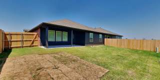 Very Nice 4 Bedroom 2 Bath Home in Yukon Schools Gallery 21