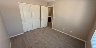 Large Avondale Home W/ Full Bedroom Downstairs and a huge loft! Large Avondale Home W/ Full Bedroom Downstairs and a huge loft! Gallery 5