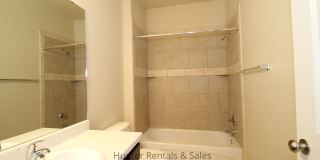 Loaded With Amenities! Gallery 14