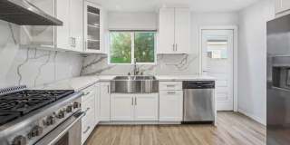 17141 Sherman Way Gallery 7