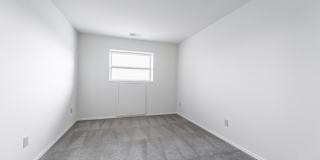 310 Oak St Gallery 4