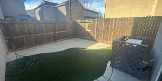 Charming 3 bedroom, 2.5 bath house! Gallery 20