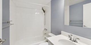 7420 LAKEVIEW Drive unit: W205 Gallery 23