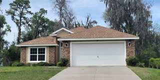 Gorgeous 2/2/2 + Den in Heritage Oaks!!! Gallery 1