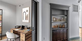 The Residence at Southpark Gallery 16