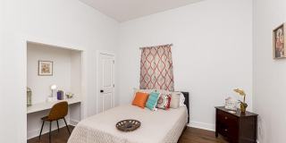 634 E Boulevard Gallery 22