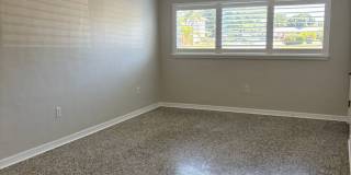 For Rent in Southgate Gallery 13