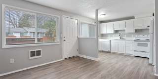 Cackamas Court Gallery 1