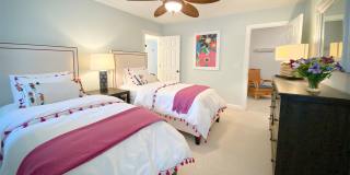 Beautifully FURNISHED Off Season 3bd/2.5 BA Single Family Home Gallery 22