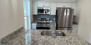 3 Bedroom | 2 Bathroom | 1 Car Garage | Duplex | Springfield MO! Gallery 6