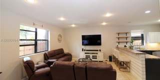 3698 SE 2nd Dr Gallery 22